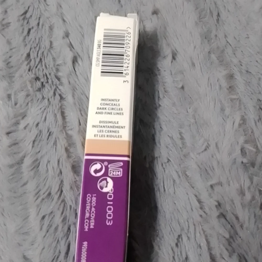 CoverGirl simply ageless instant fix concealer